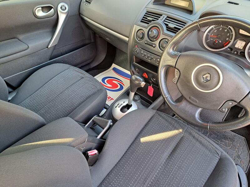 RENAULT MEGANE