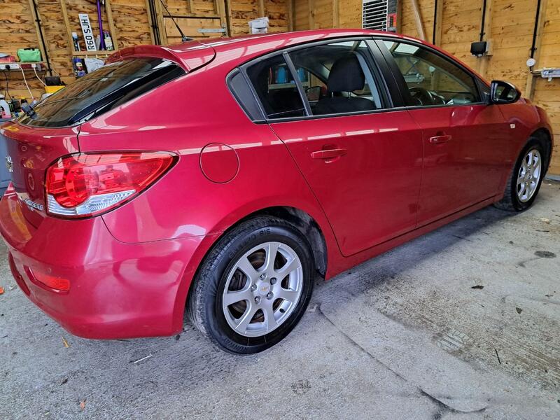 CHEVROLET CRUZE