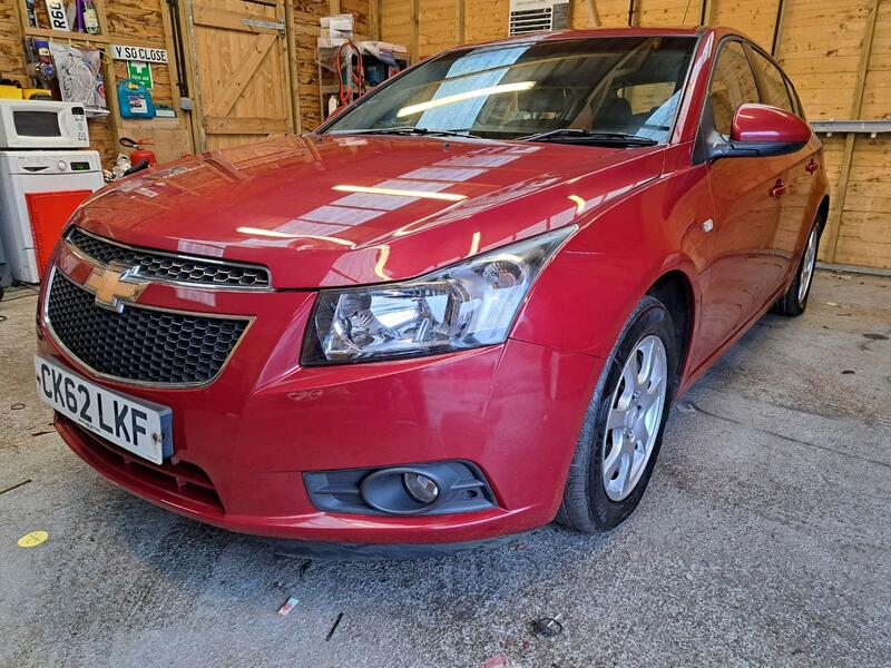 CHEVROLET CRUZE