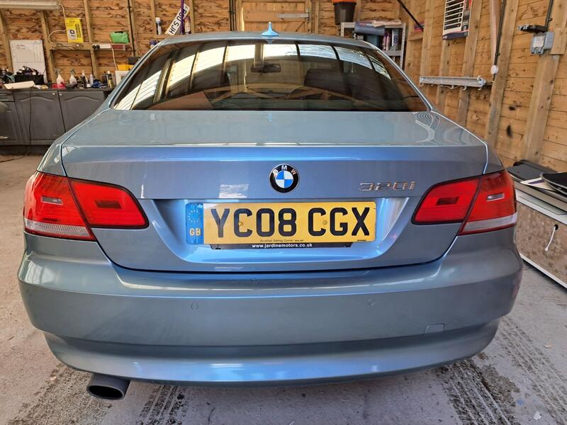 BMW 3 SERIES