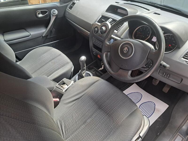 RENAULT MEGANE