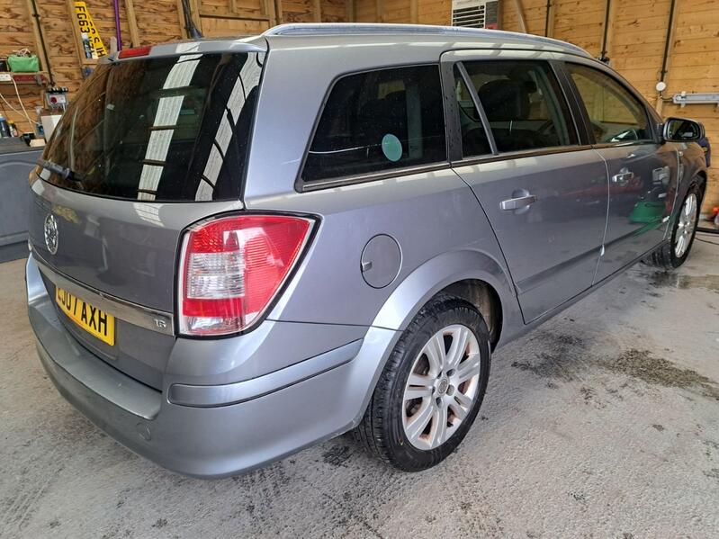 VAUXHALL ASTRA