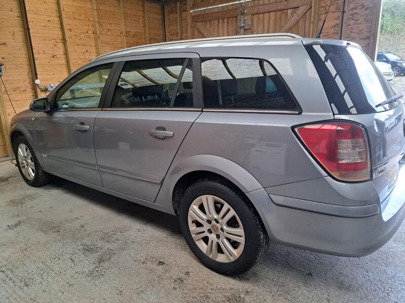 VAUXHALL ASTRA