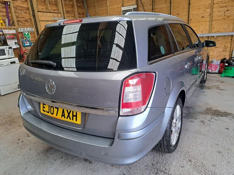VAUXHALL ASTRA