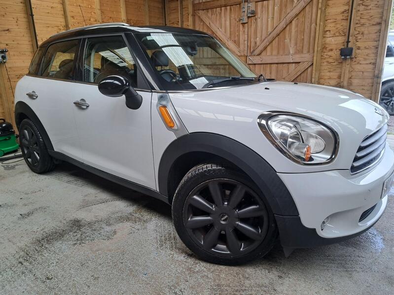 View MINI COUNTRYMAN 1.6 Cooper D Countryman
