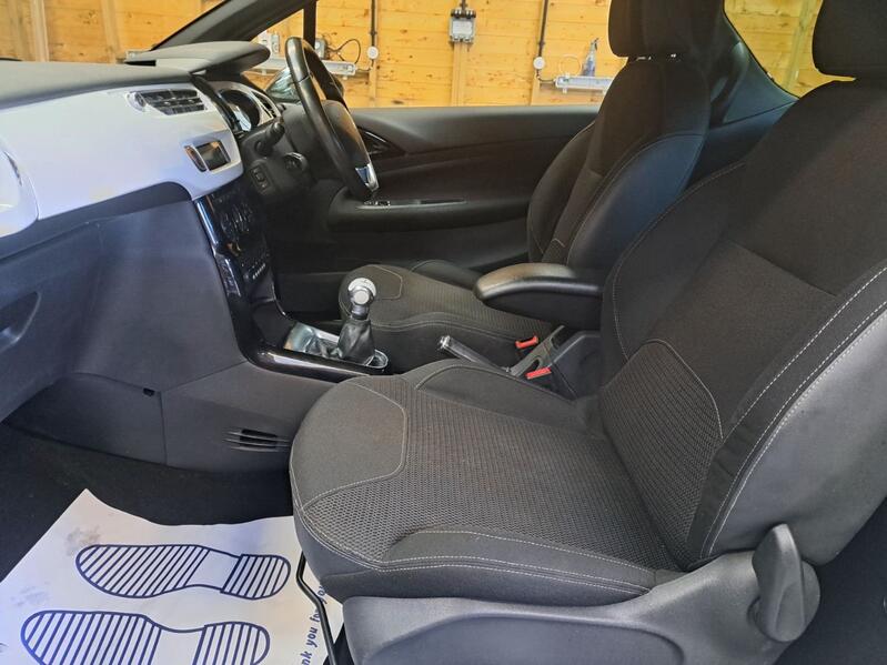 CITROEN DS3
