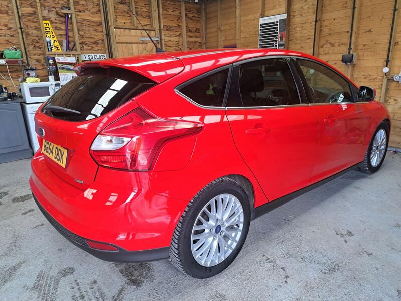 View FORD FOCUS 1.0 T EcoBoost Zetec