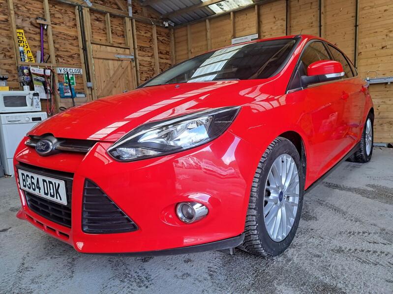 FORD FOCUS