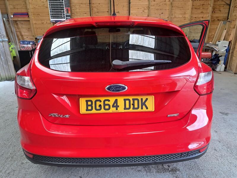 FORD FOCUS