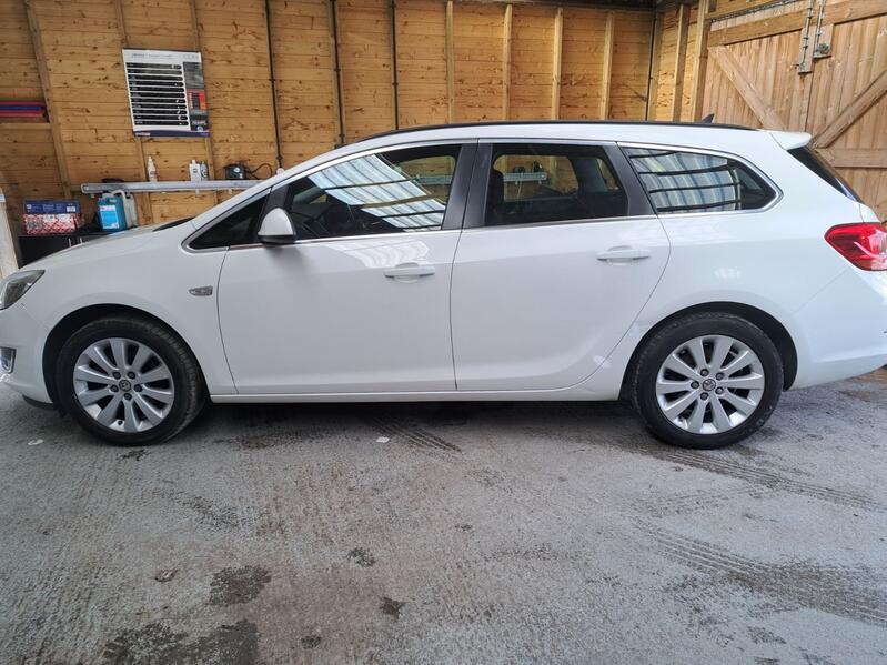 VAUXHALL ASTRA