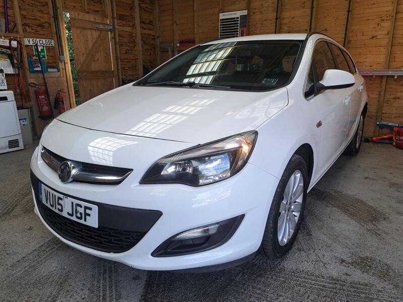 VAUXHALL ASTRA