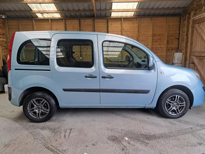 View RENAULT Kangoo 1.6 16V Expression