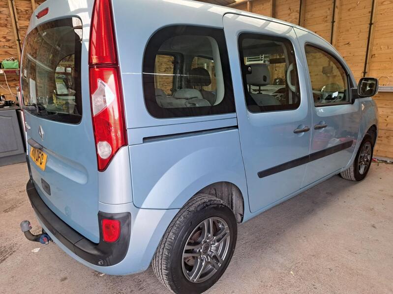 View RENAULT Kangoo 1.6 16V Expression