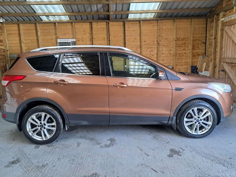 View FORD KUGA 2.0 TDCi Titanium X