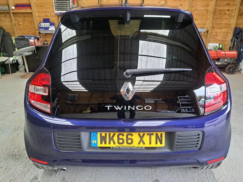 RENAULT TWINGO