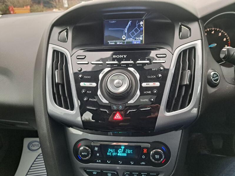 FORD FOCUS