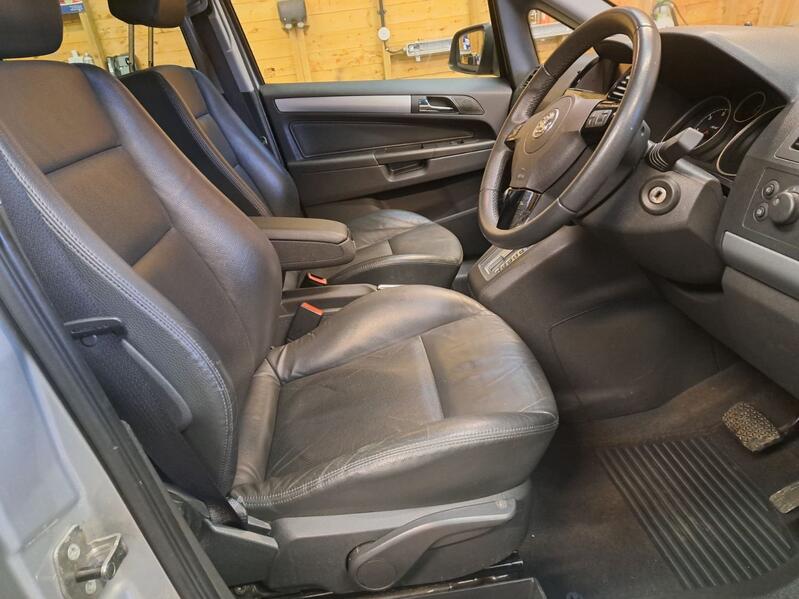 VAUXHALL ZAFIRA