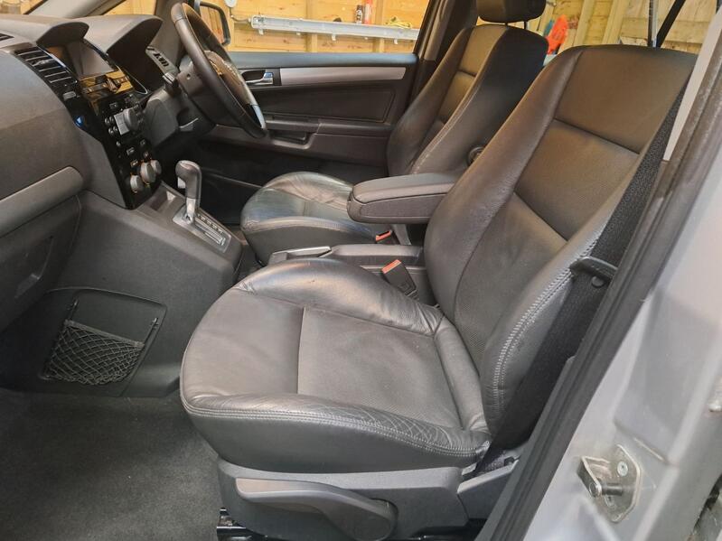 VAUXHALL ZAFIRA