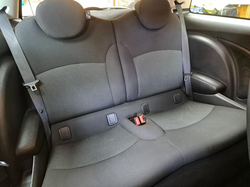 MINI HATCH