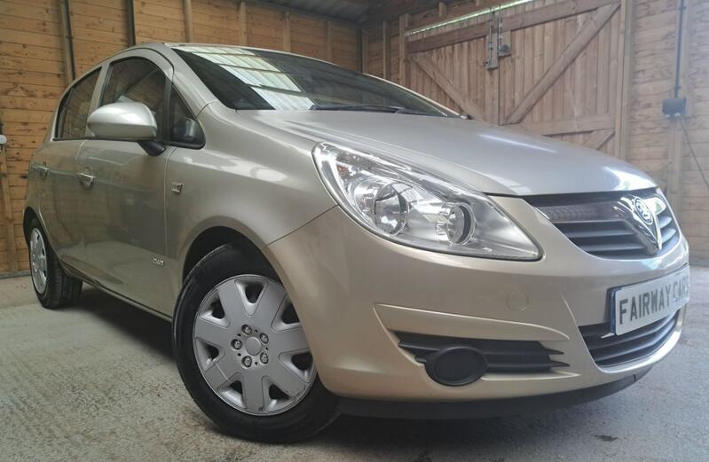 View VAUXHALL CORSA 1.4 i 16v Club