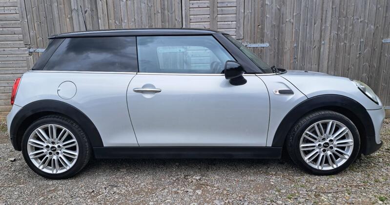 View MINI HATCH 1.5 Cooper D 3-Door Hatch