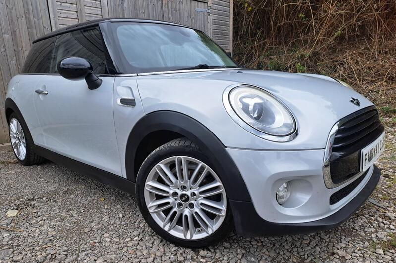 View MINI HATCH 1.5 Cooper D 3-Door Hatch