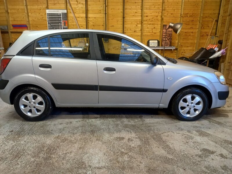 View KIA RIO CHILL