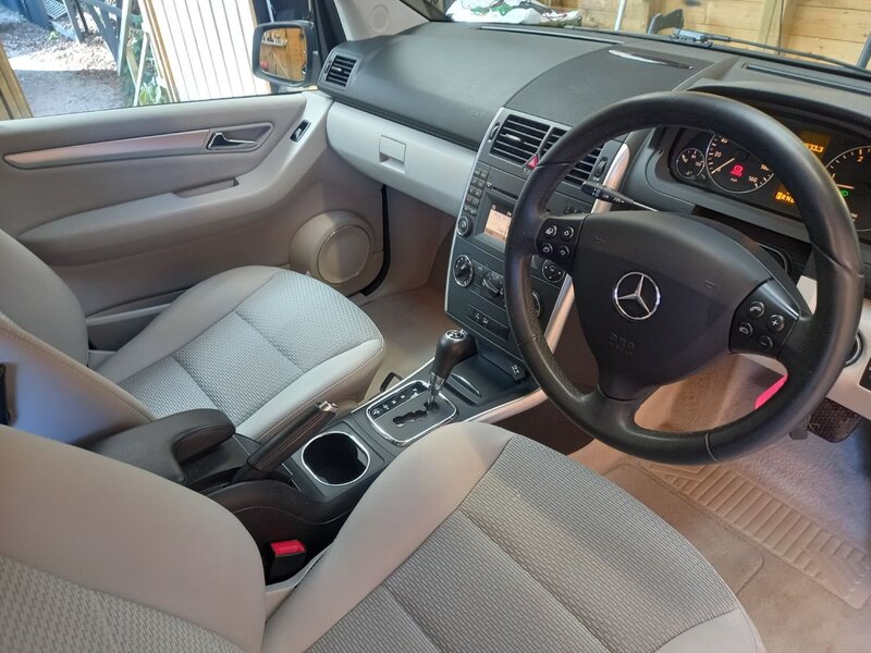 View MERCEDES-BENZ A CLASS A180 CDI AVANTGARDE SE