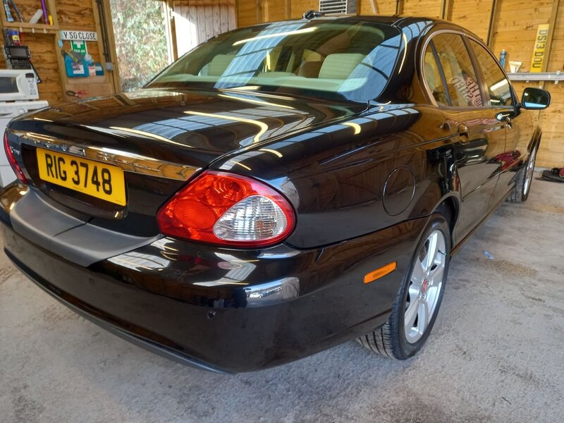 View JAGUAR X-TYPE SE