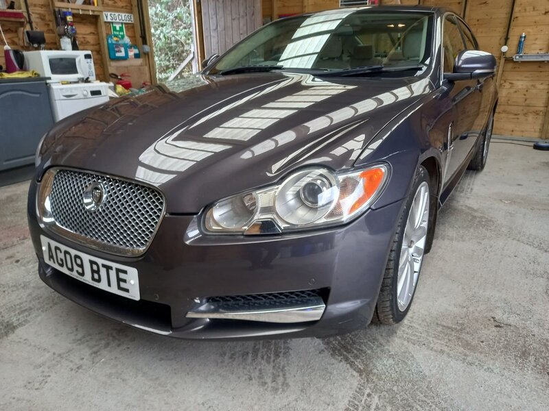 JAGUAR XF
