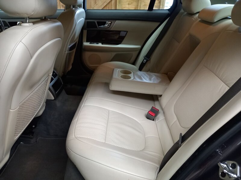JAGUAR XF