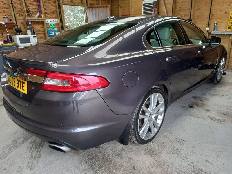 View JAGUAR XF V6 S PREMIUM LUXURY