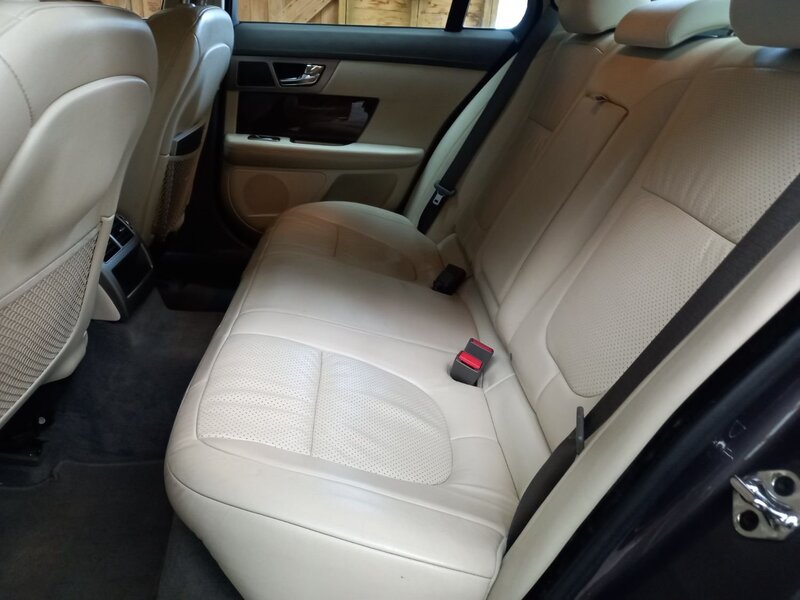 JAGUAR XF