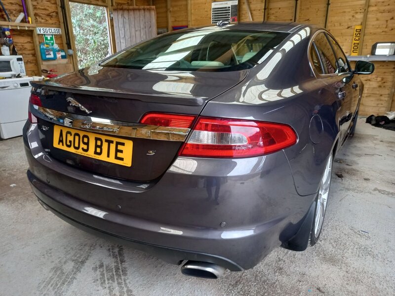 JAGUAR XF