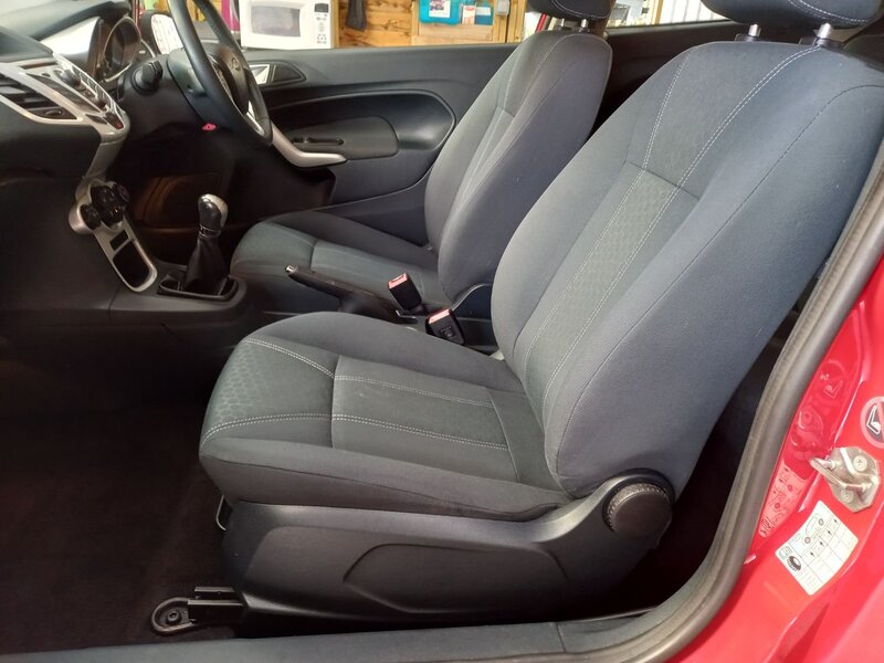FORD FIESTA