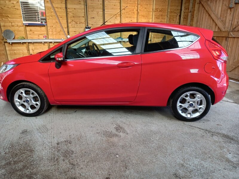 FORD FIESTA