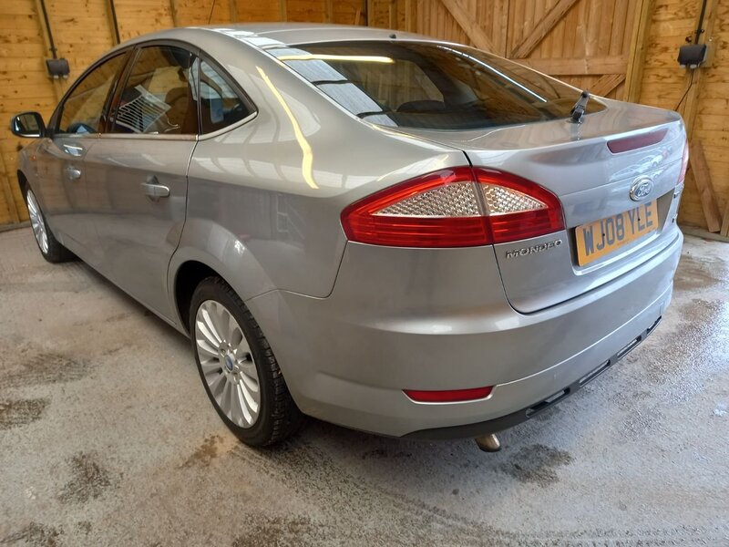 FORD MONDEO