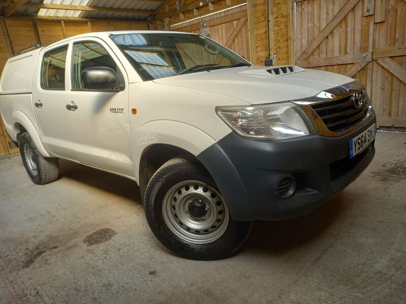 View TOYOTA HILUX ACTIVE 4X4 D-4D DCB