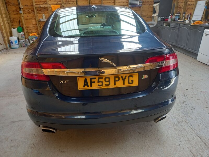 JAGUAR XF